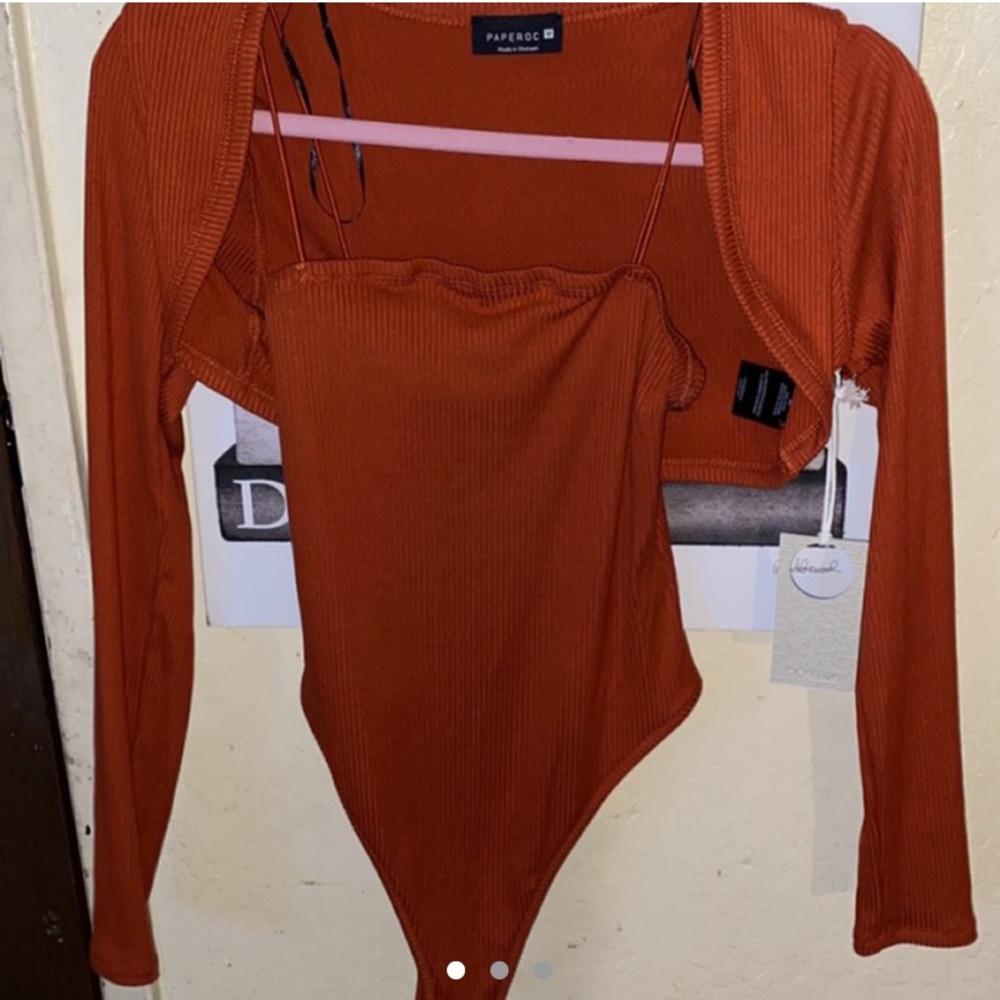 Body suit w mini cardigan